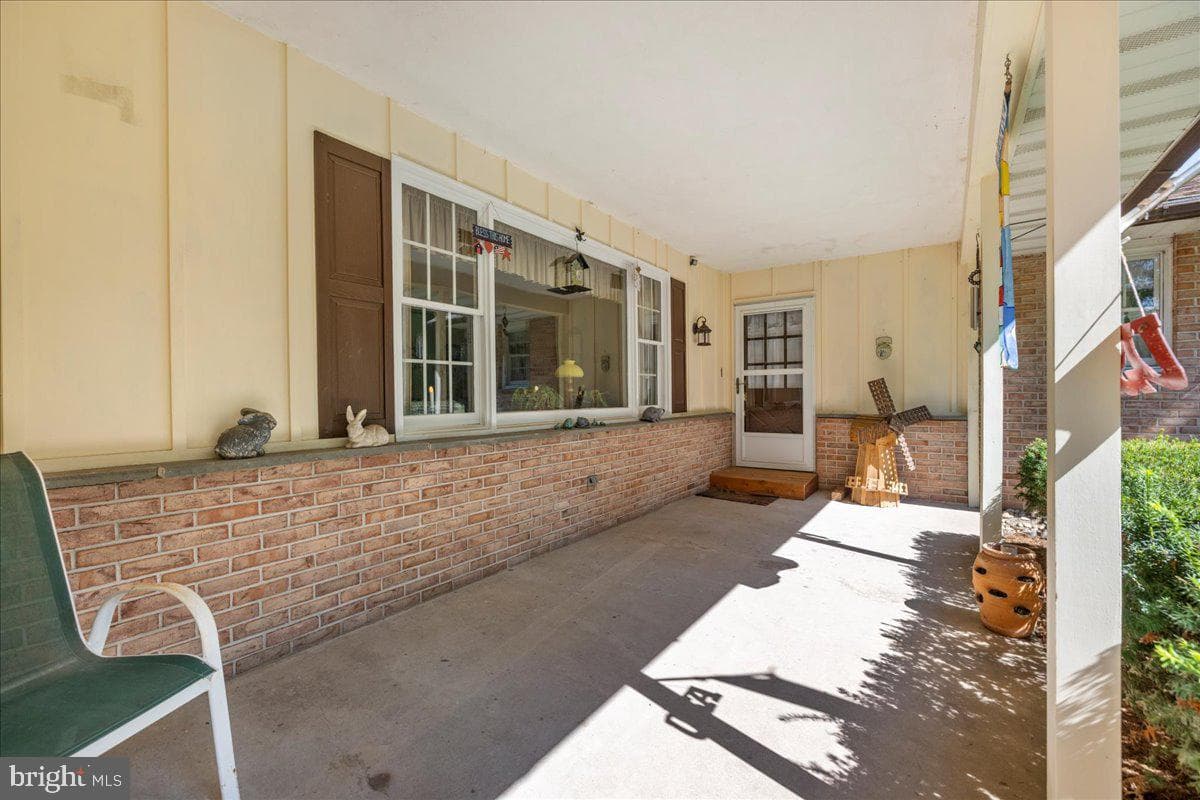 1714 Moyer Road photo 2