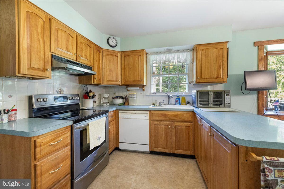 1714 Moyer Road photo 8