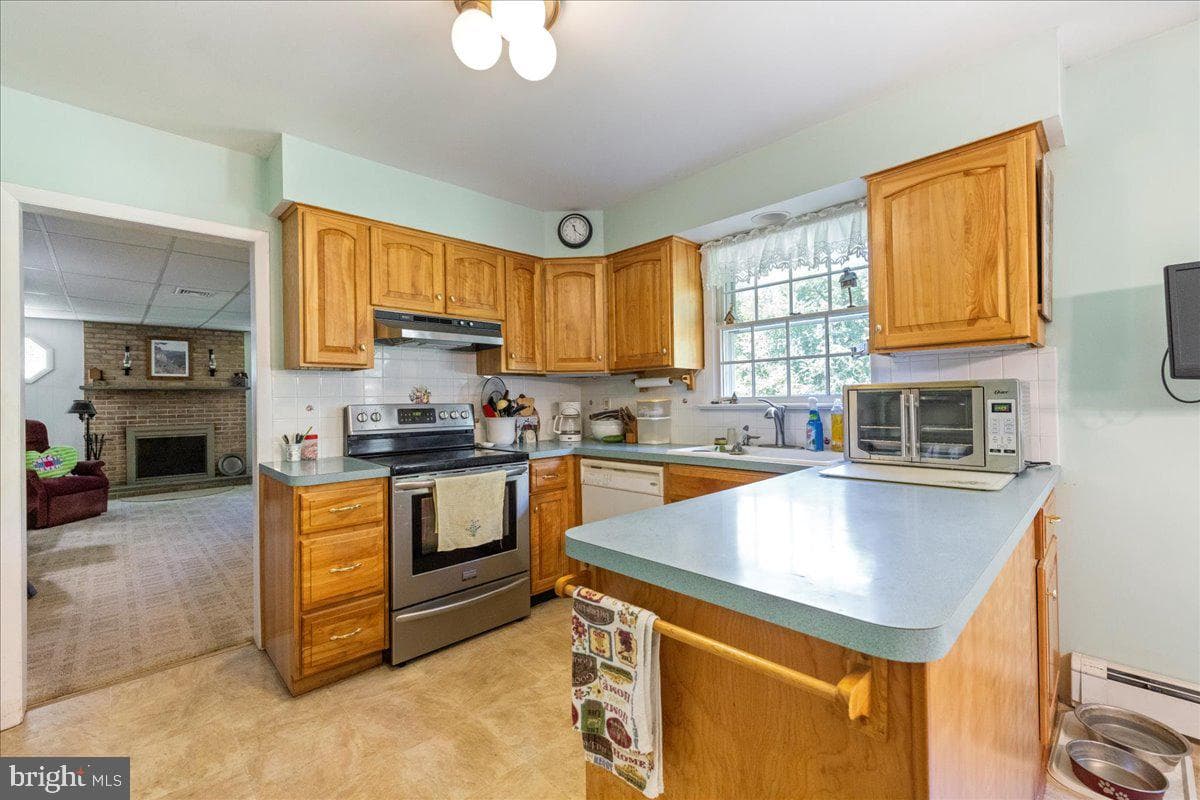 1714 Moyer Road photo 9