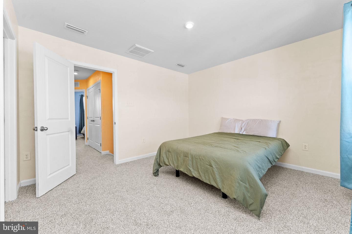 27 Foxwood Drive photo 17