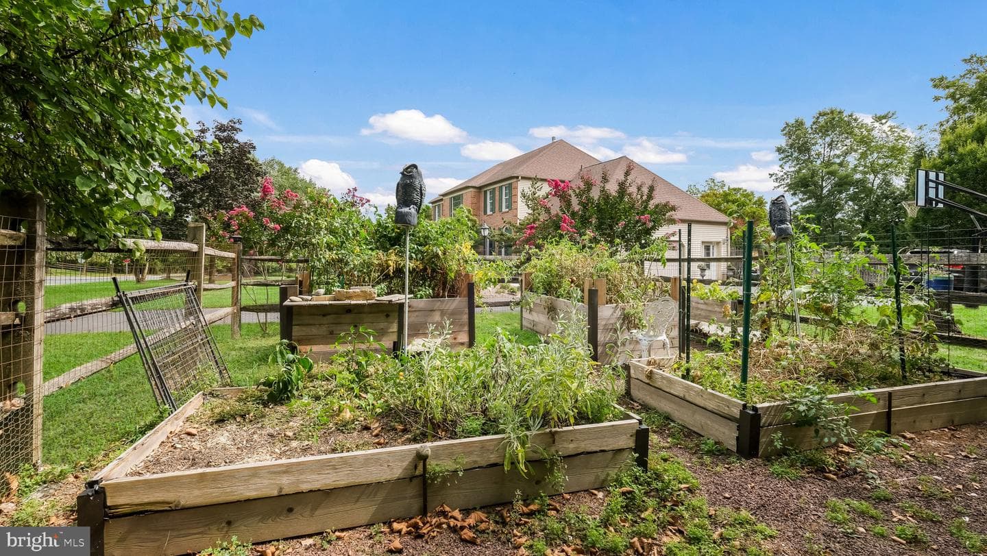 1428 Cambridge Drive photo 62