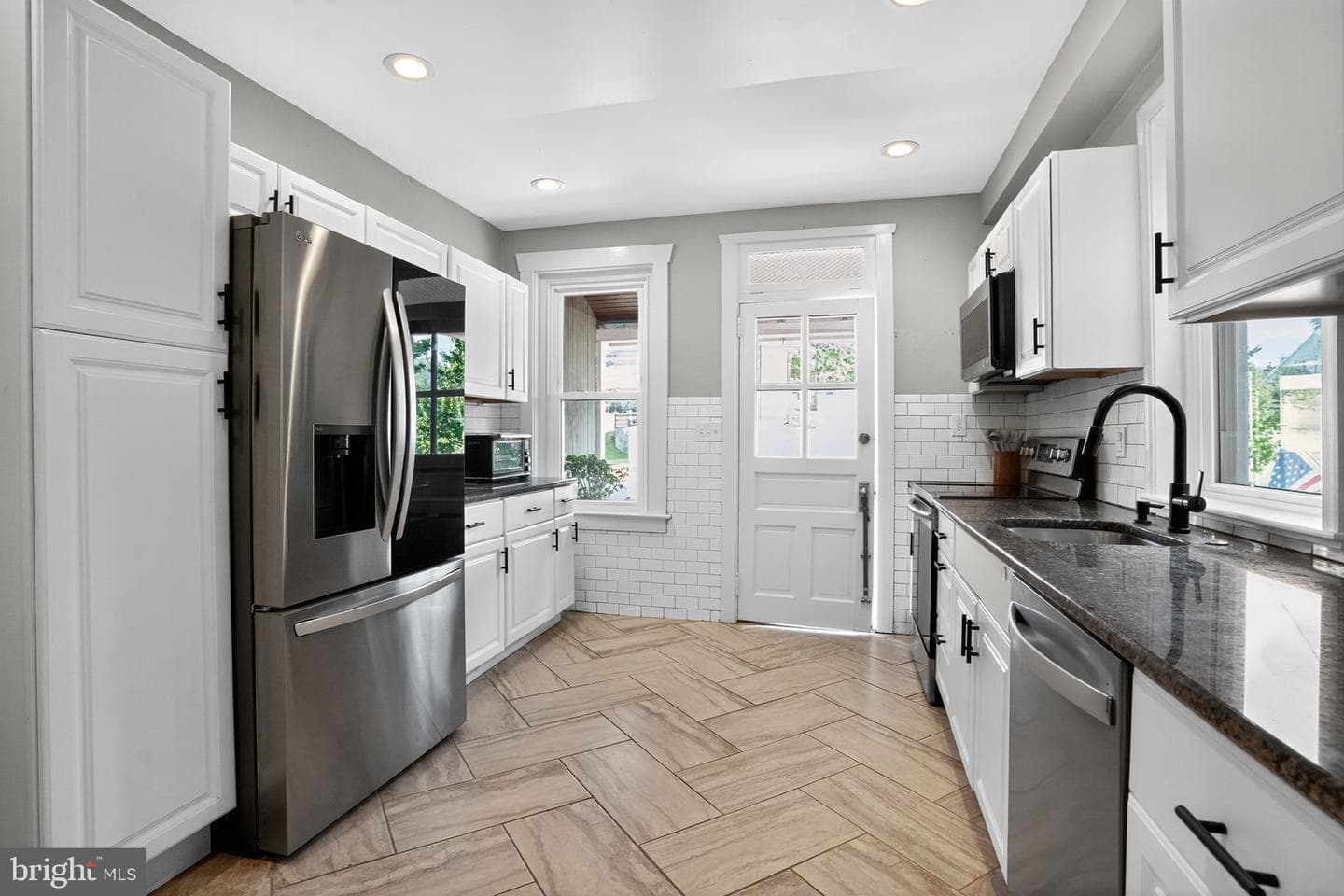 68 Hillside Avenue photo 14