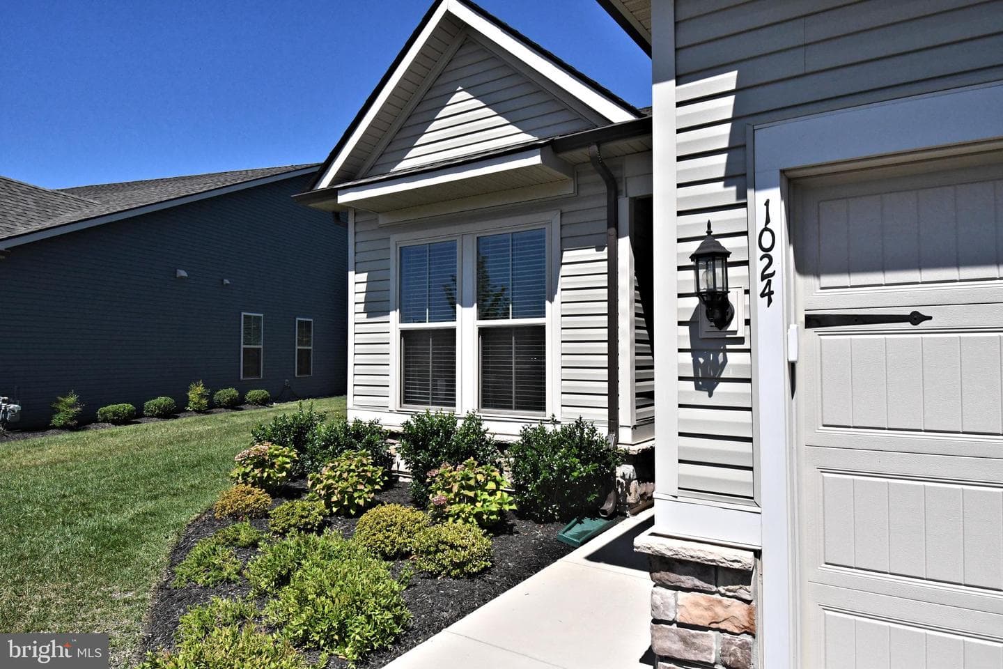 1024 Wright Street photo 4