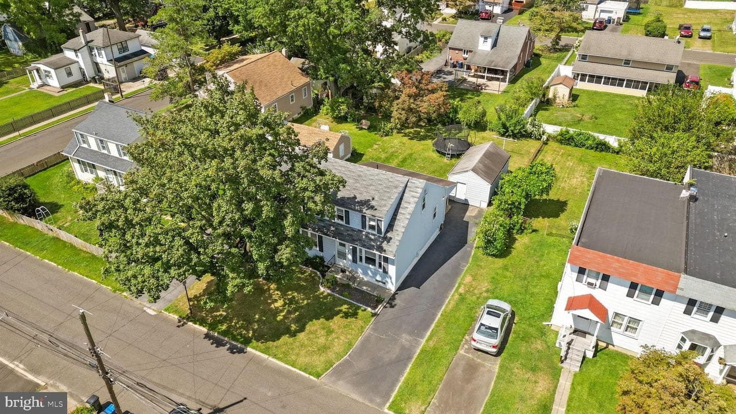 708 Monroe Avenue photo 48