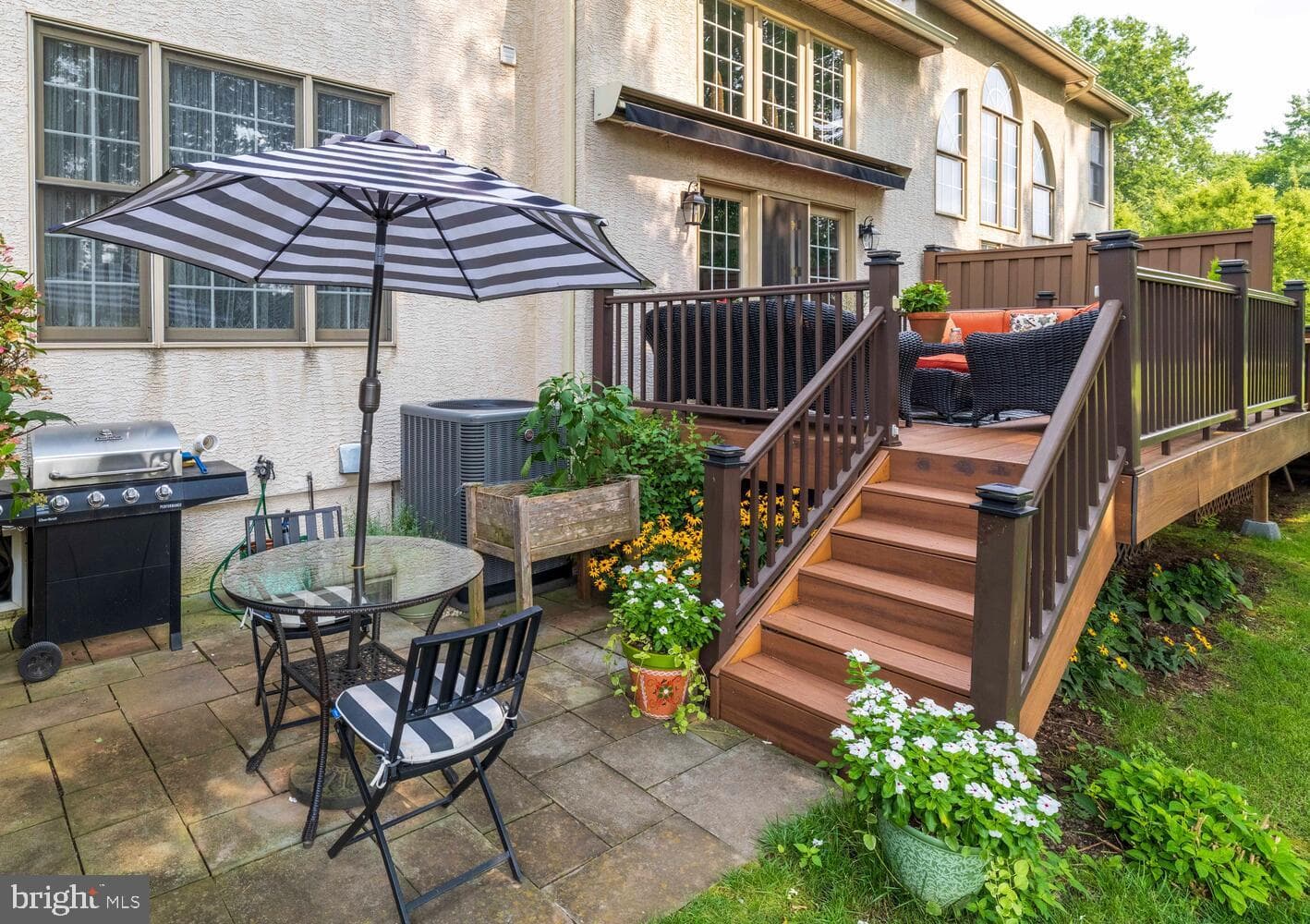 72 Brownstone Drive photo 32