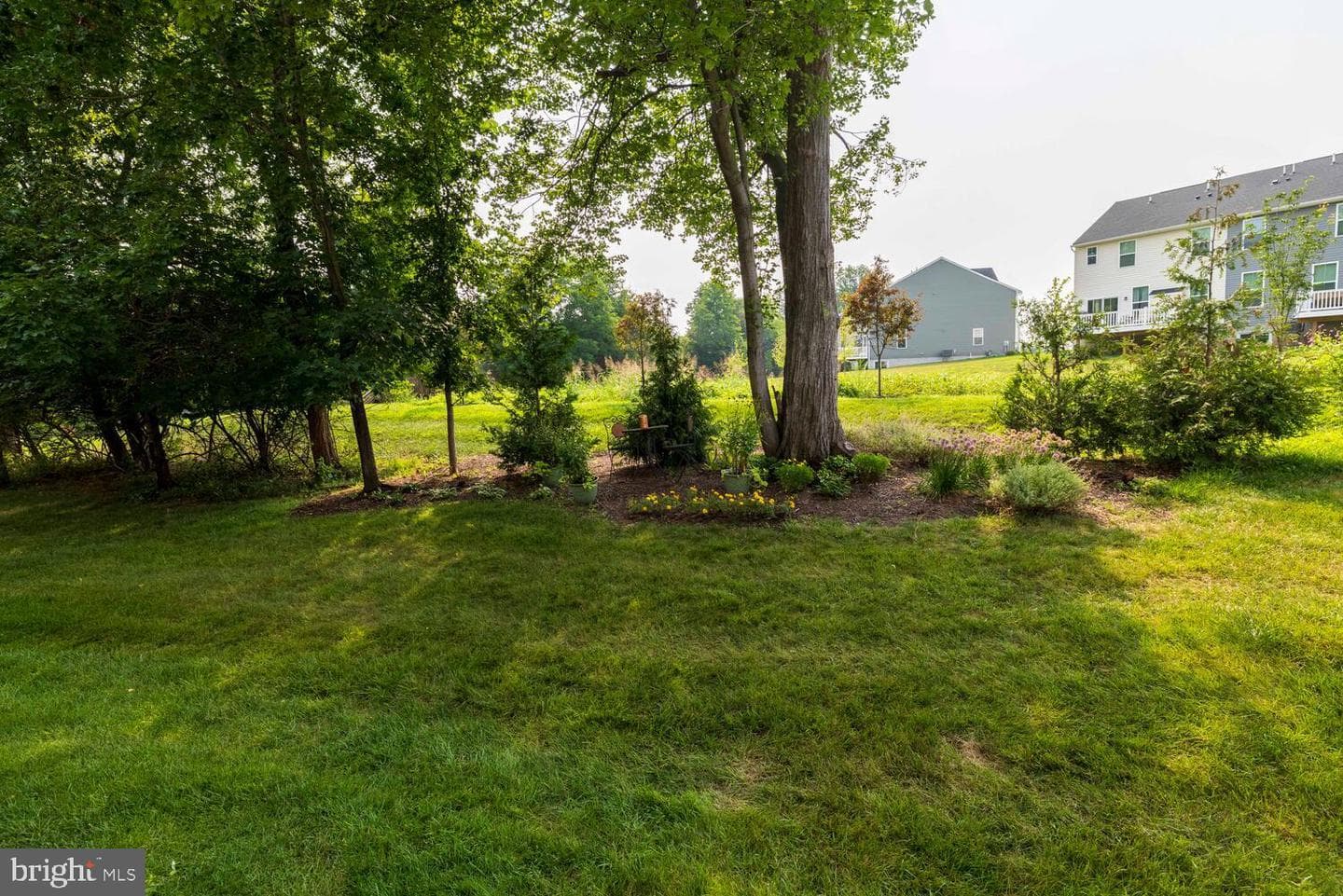 72 Brownstone Drive photo 33
