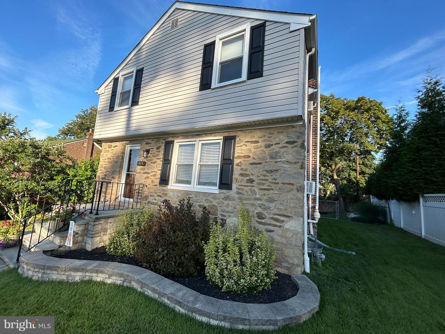 414 Highland Avenue photo 3
