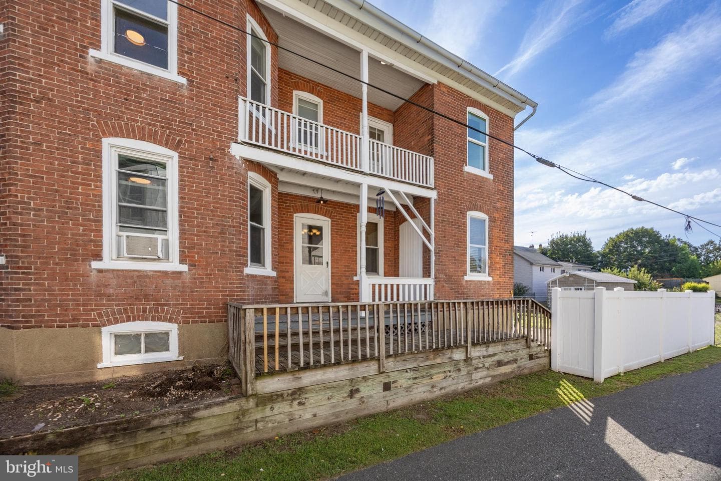 314 3rd Street photo 4