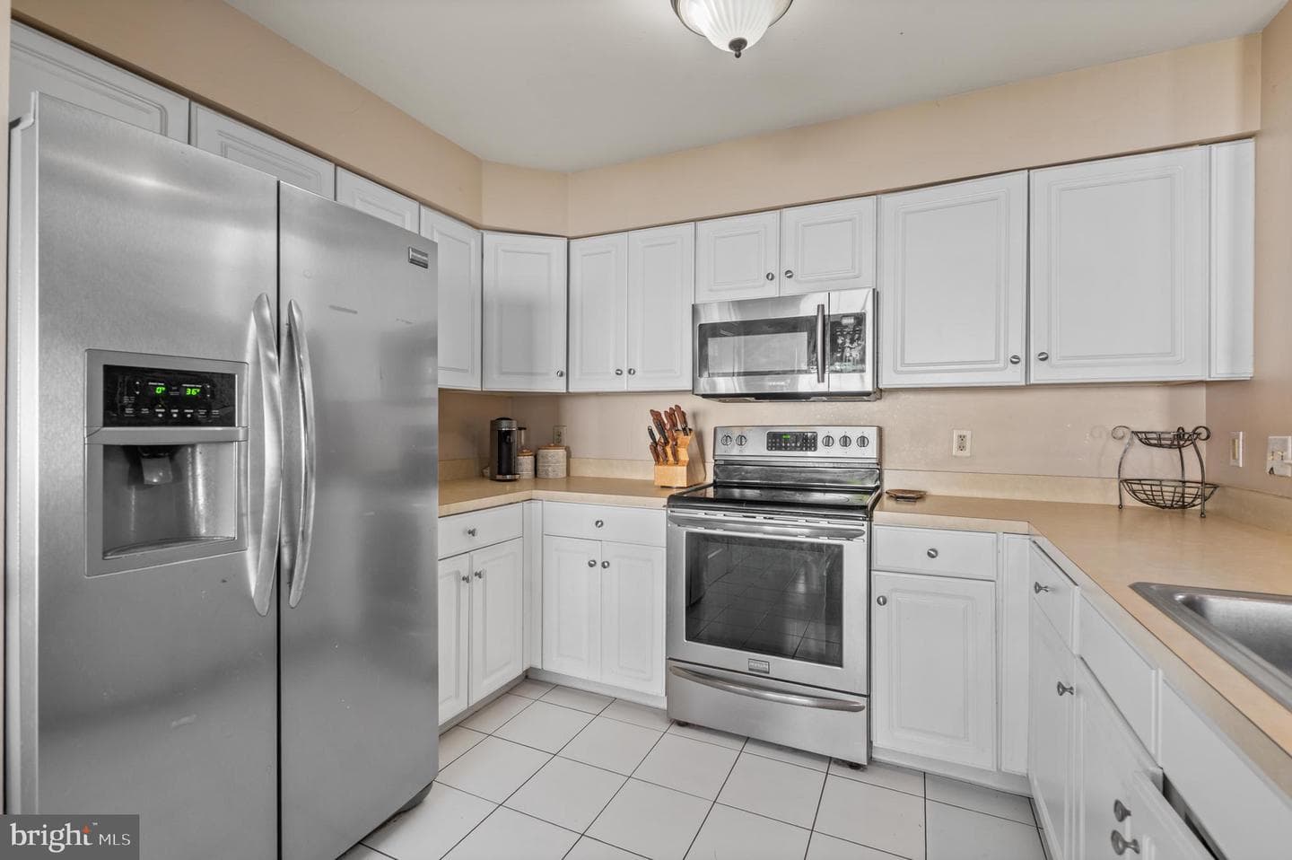 939 Hamilton Road photo 21
