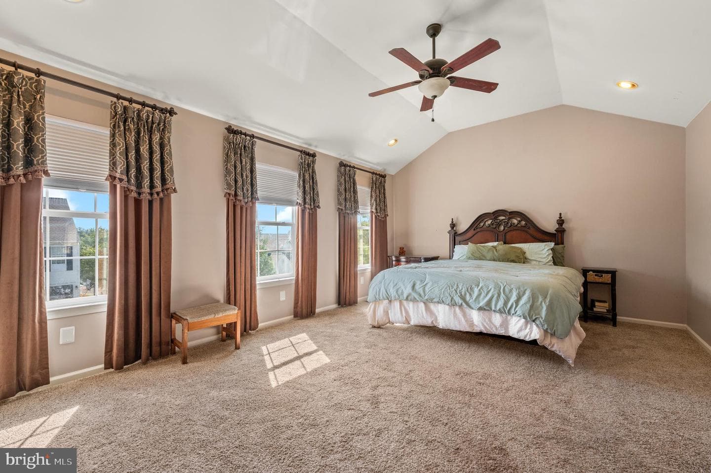 939 Hamilton Road photo 30