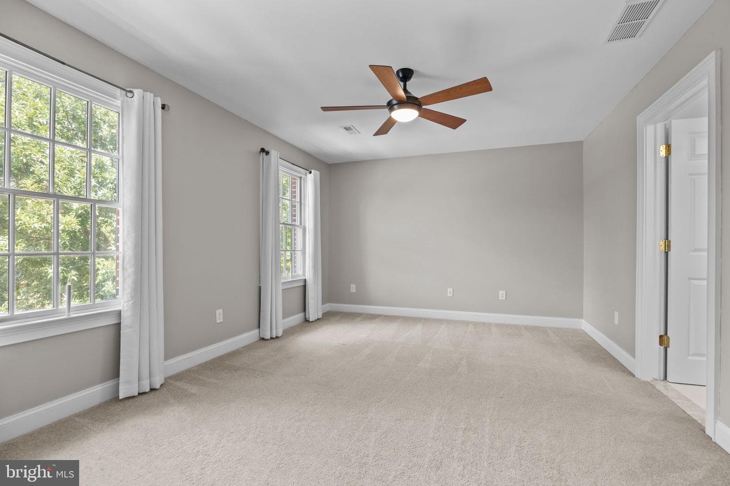 3541 Reading Way photo 38