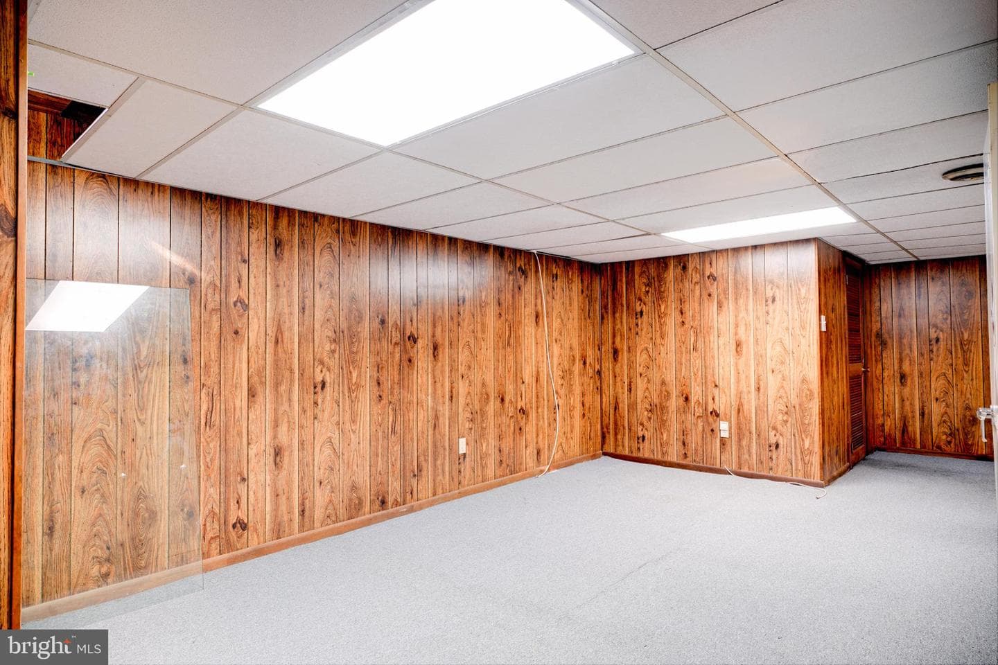 1401 Oak Circle photo 22