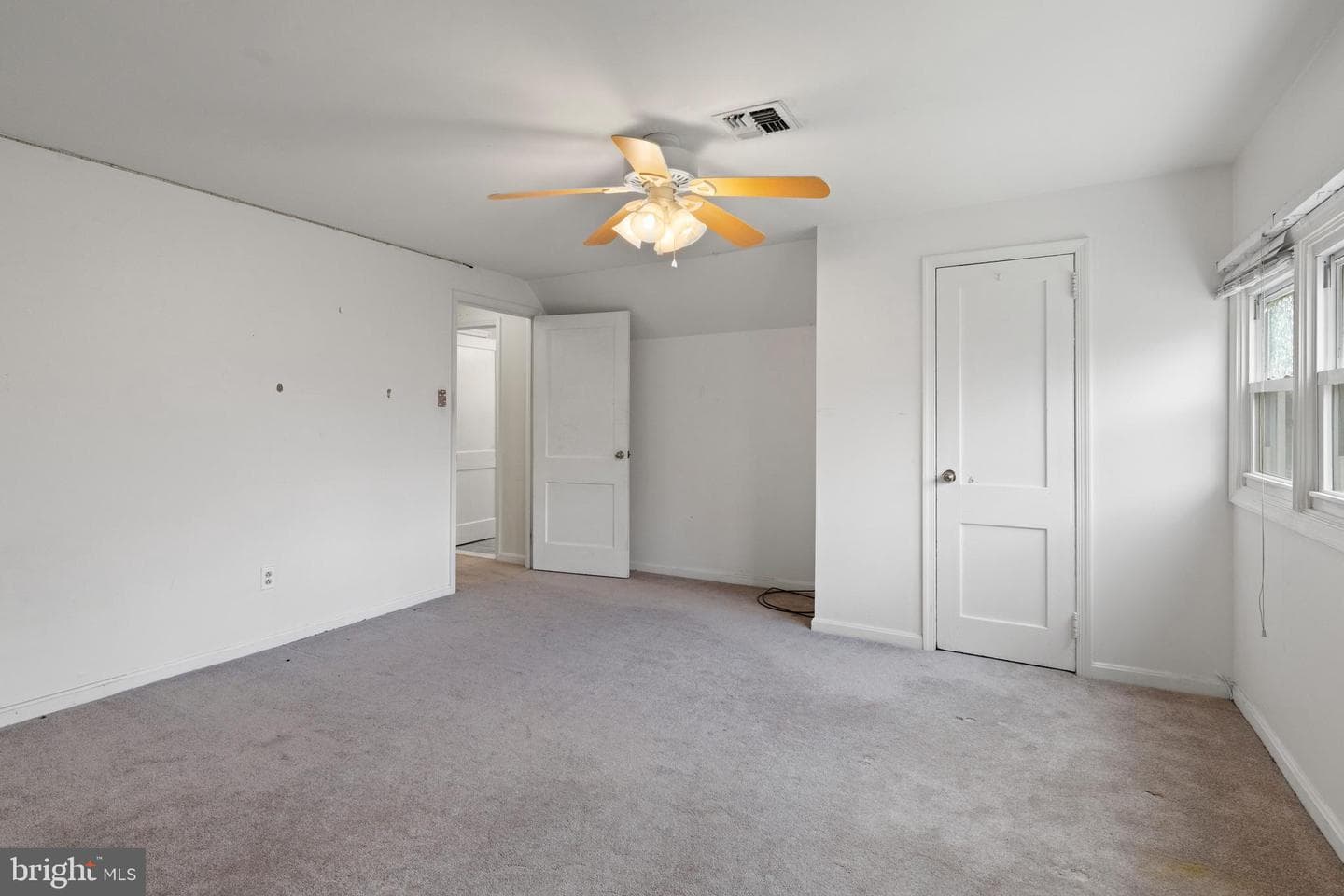 1513 E Willow Grove Avenue photo 30
