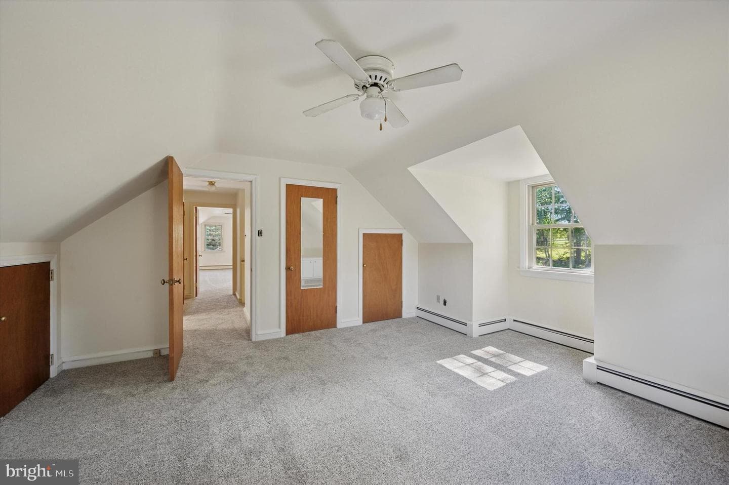 330 Chestnut Lane photo 17