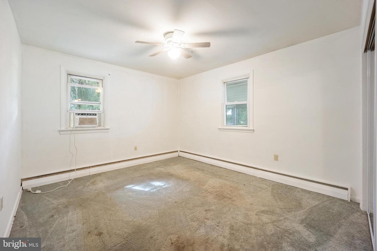 906 Maple Avenue photo 14