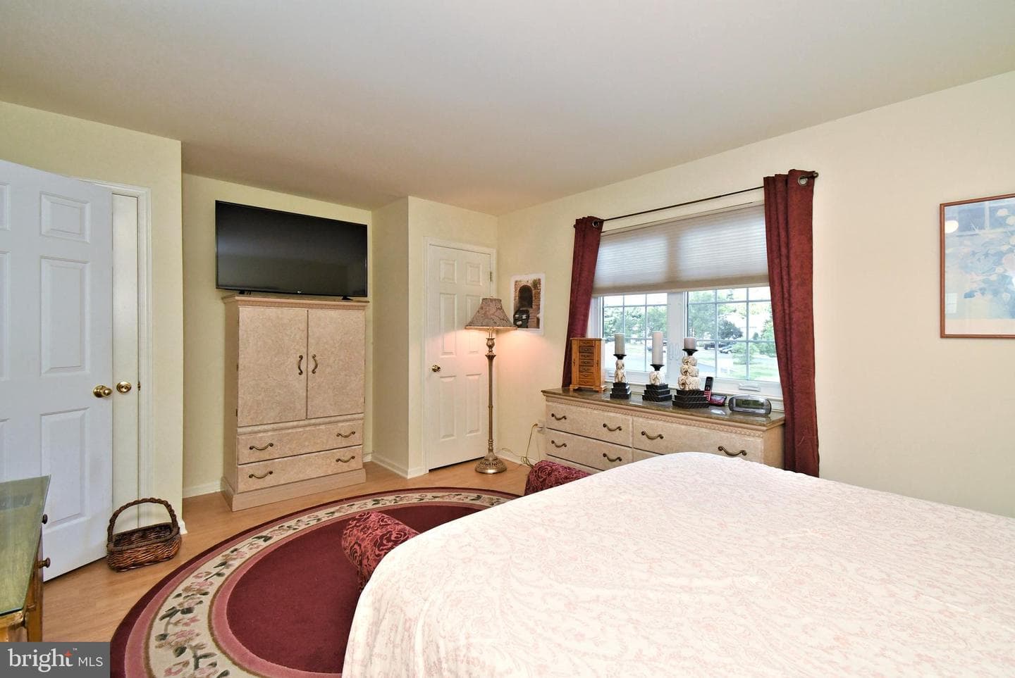 201 Beacon Court photo 23