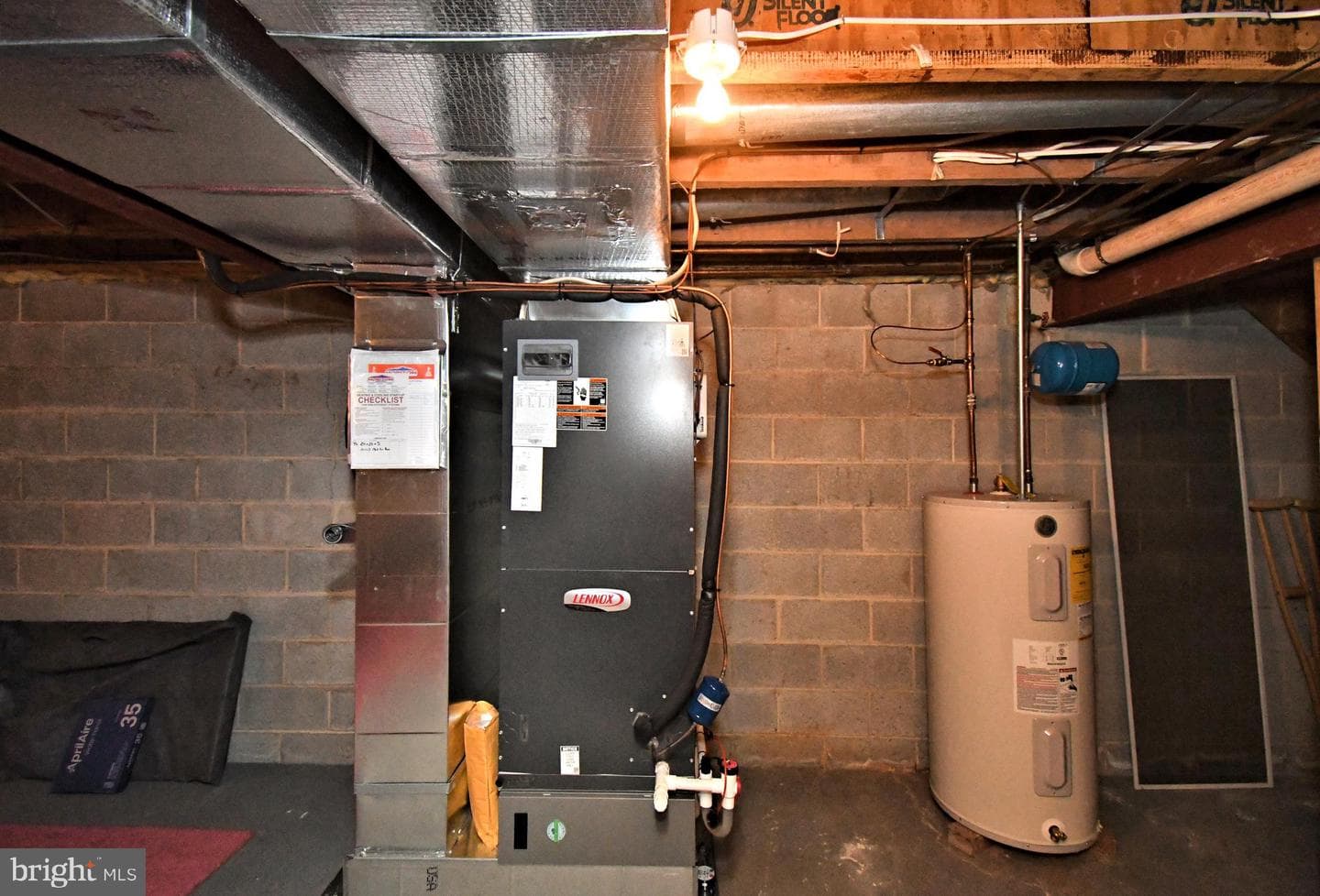 201 Beacon Court photo 37