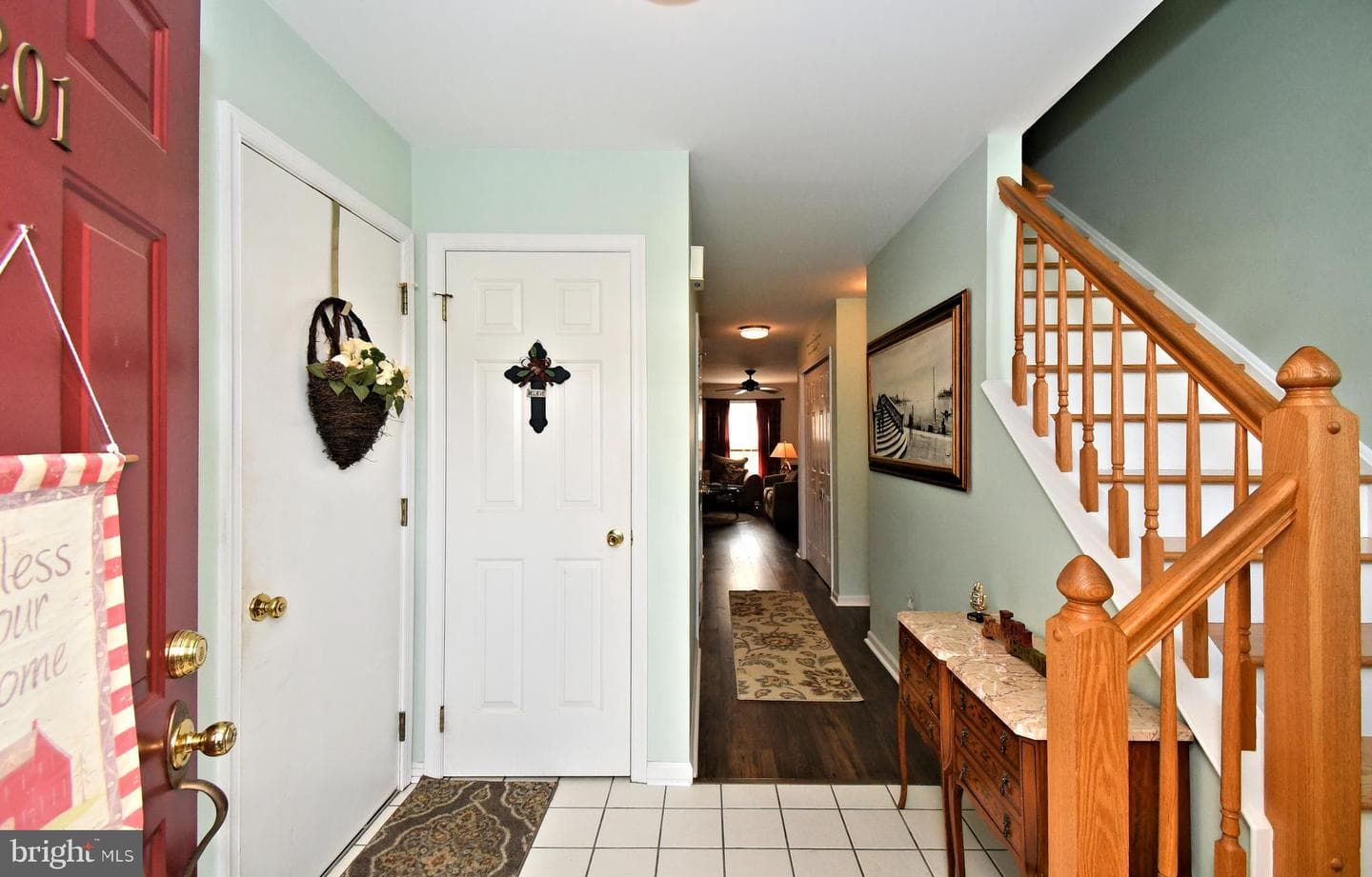 201 Beacon Court photo 4