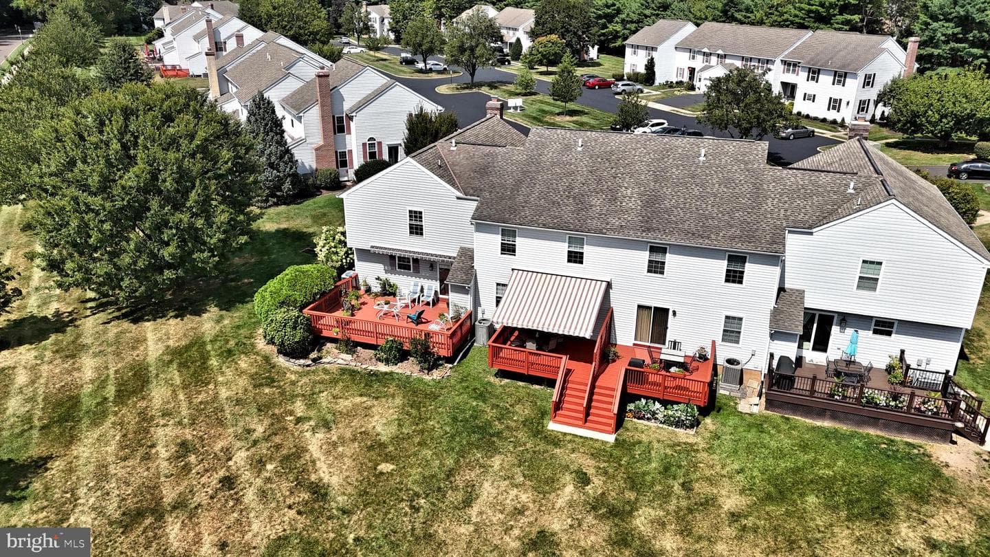 201 Beacon Court photo 44