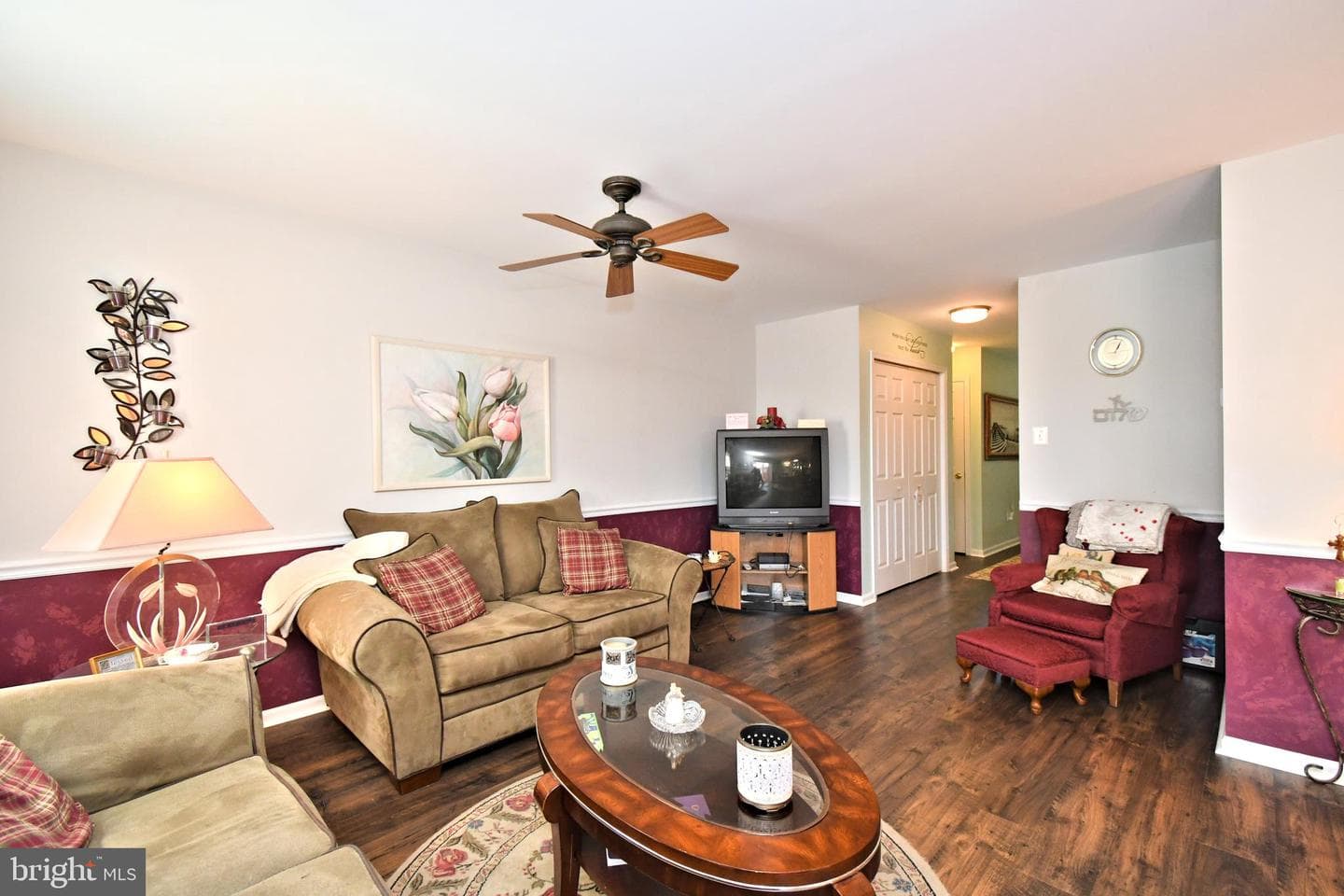 201 Beacon Court photo 6
