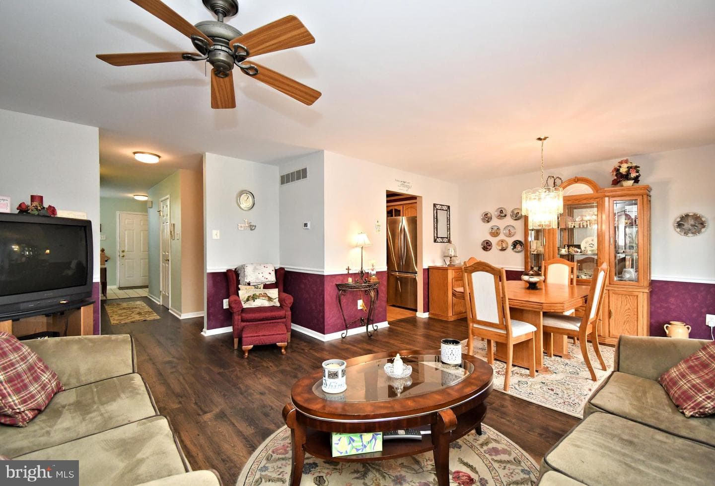 201 Beacon Court photo 9