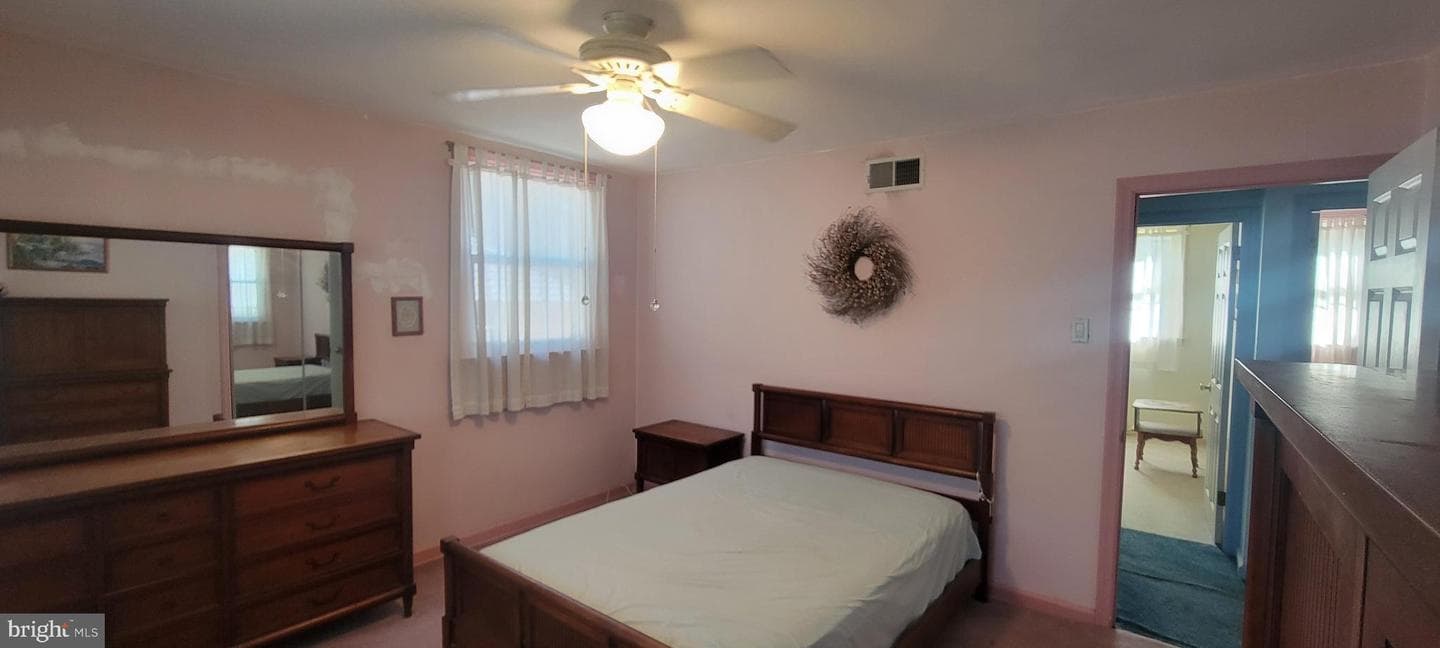 111 Lafayette Road photo 10