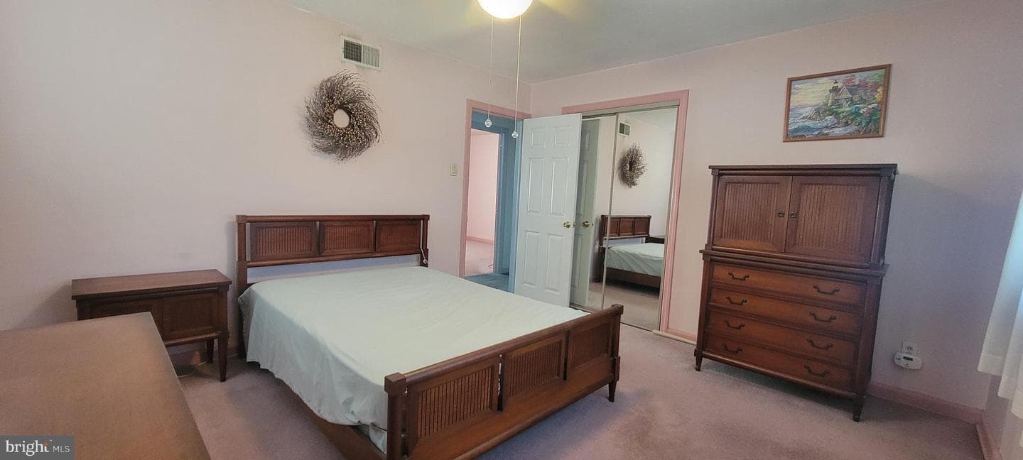 111 Lafayette Road photo 9