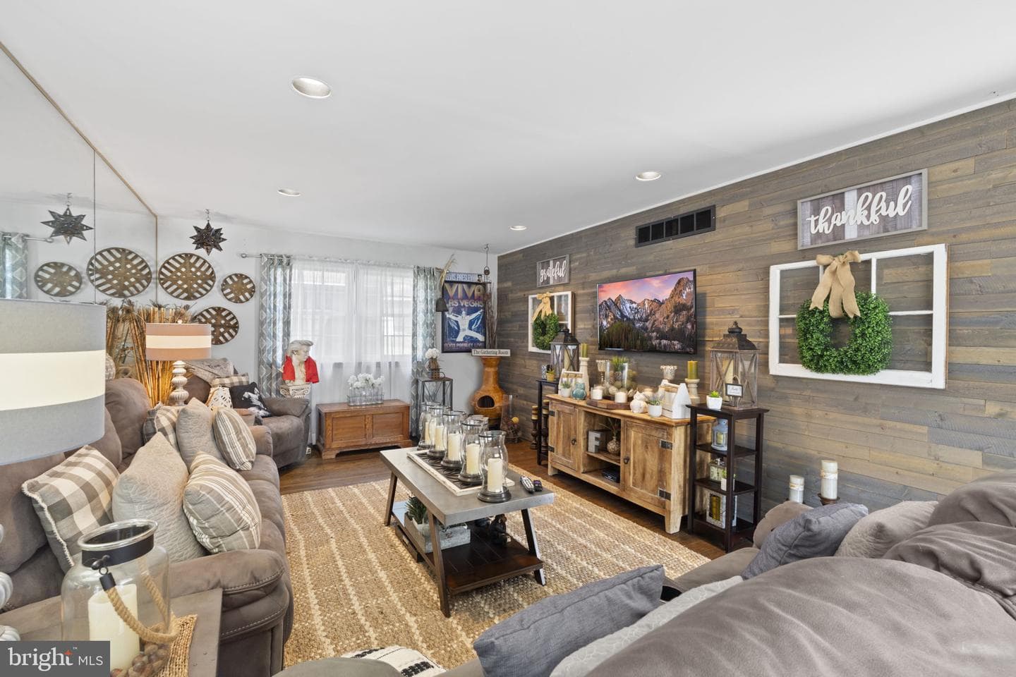 3159 Burn Brae Drive photo 4