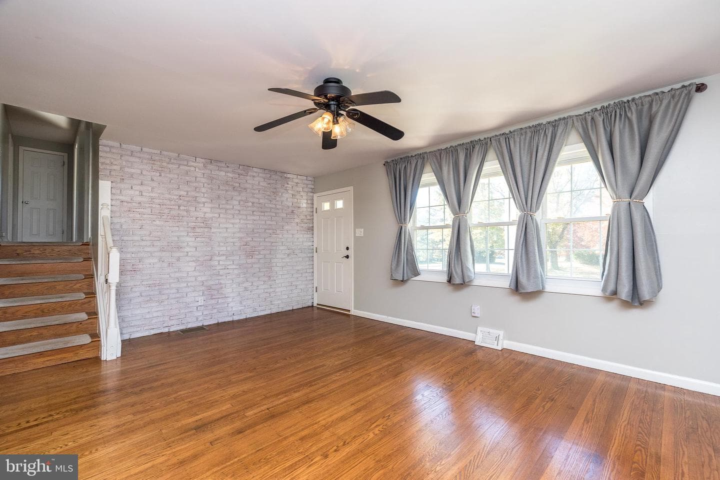 204 Letitia Lane photo 3
