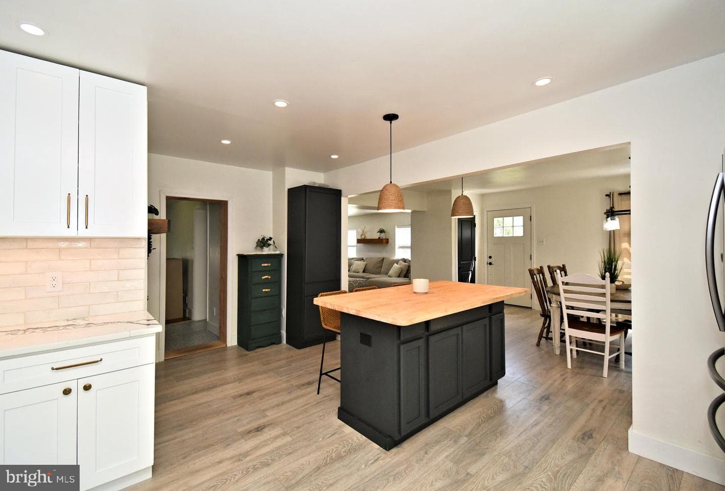 231 Montgomery Avenue photo 22