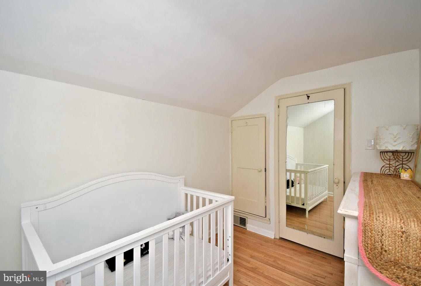 231 Montgomery Avenue photo 34