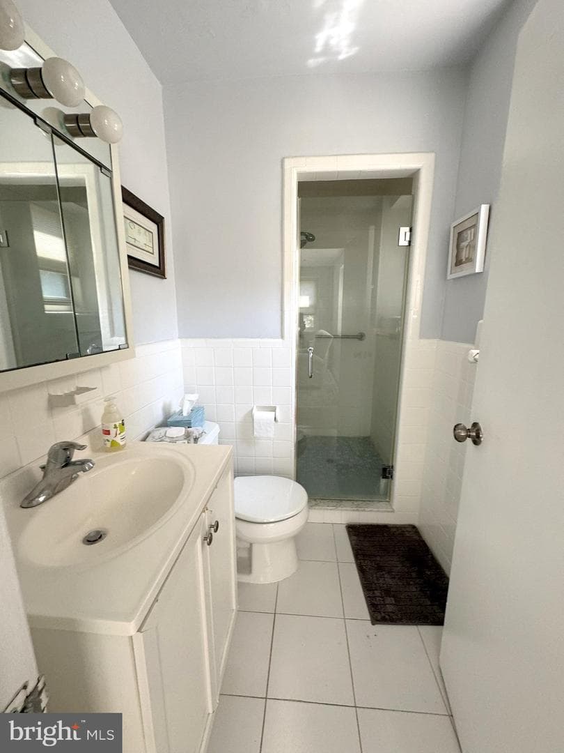 40 Old Lancaster Road #215 photo 18