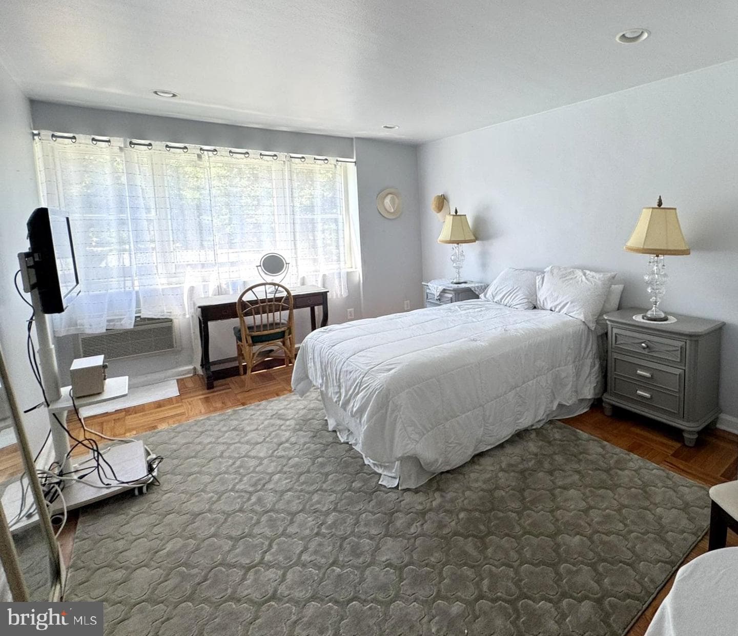 40 Old Lancaster Road #215 photo 20