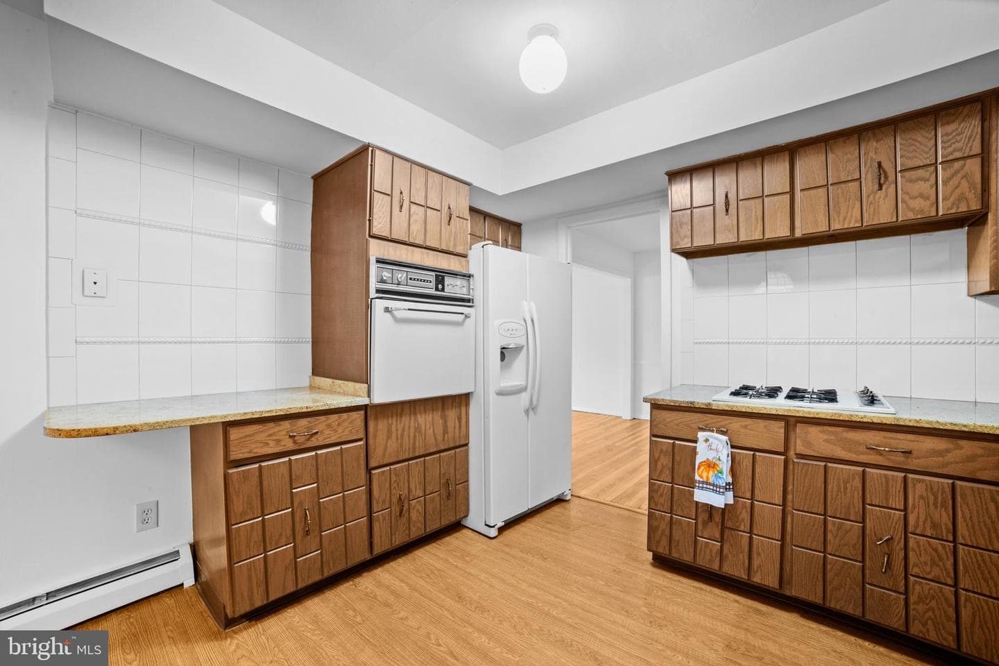 221 Belmont Avenue photo 12