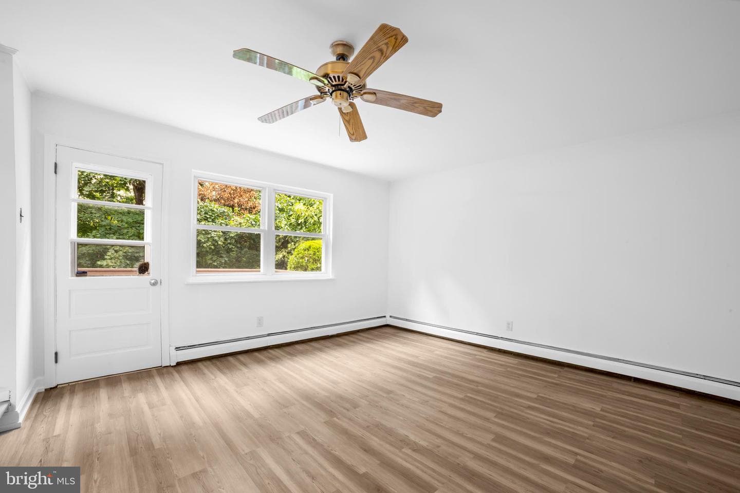 221 Belmont Avenue photo 15
