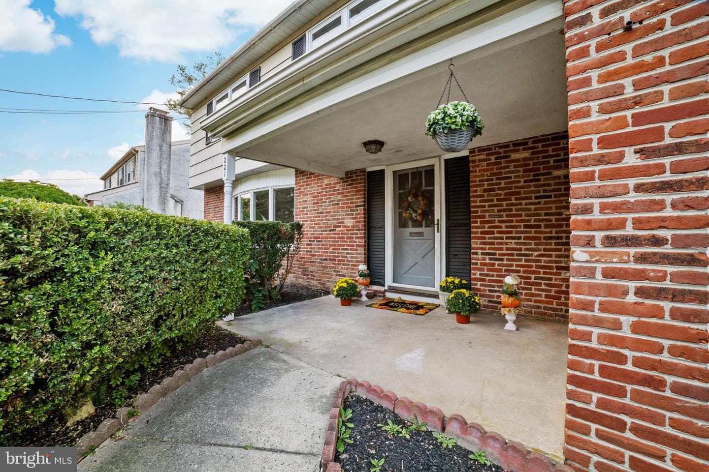 221 Belmont Avenue photo 3