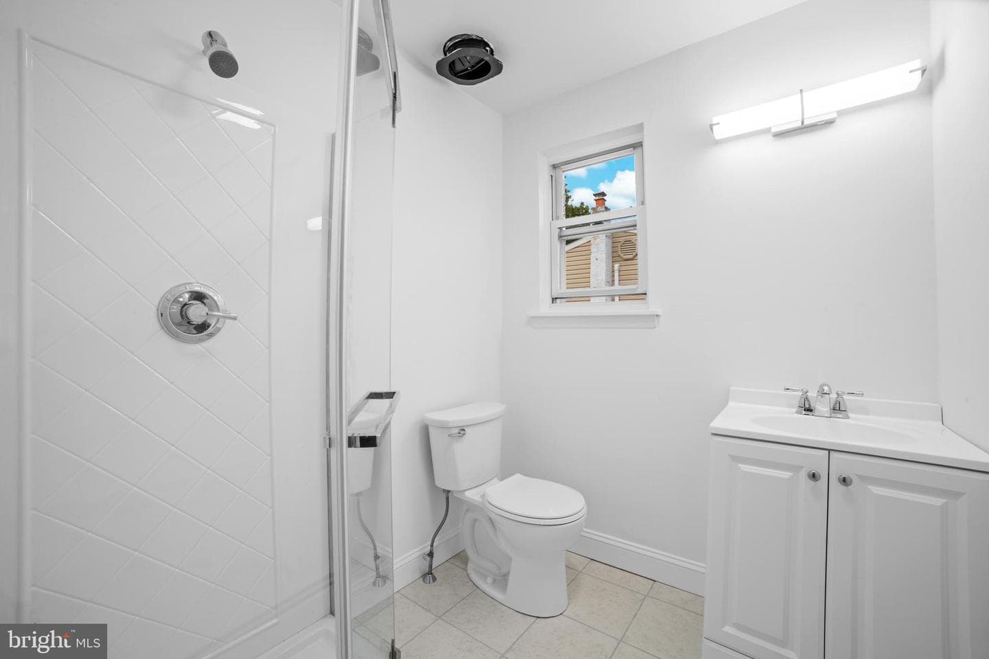 221 Belmont Avenue photo 6