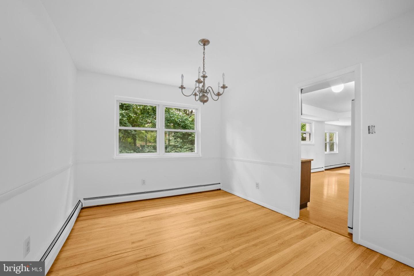 221 Belmont Avenue photo 9