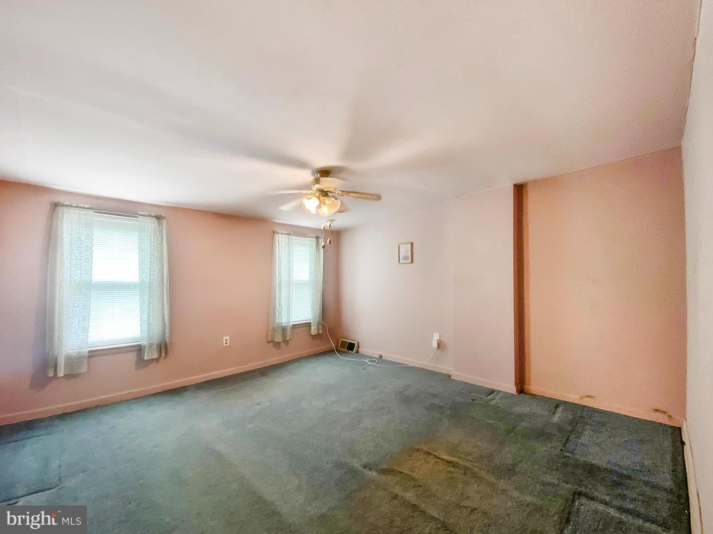 323 E Basin Street photo 10