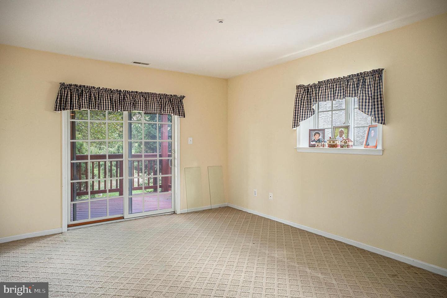 1018 Riverview Lane photo 32