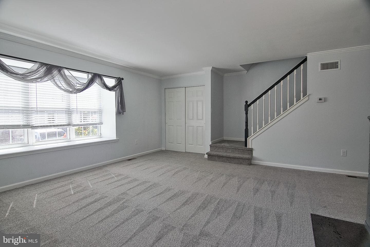 29 Stafford Square photo 2
