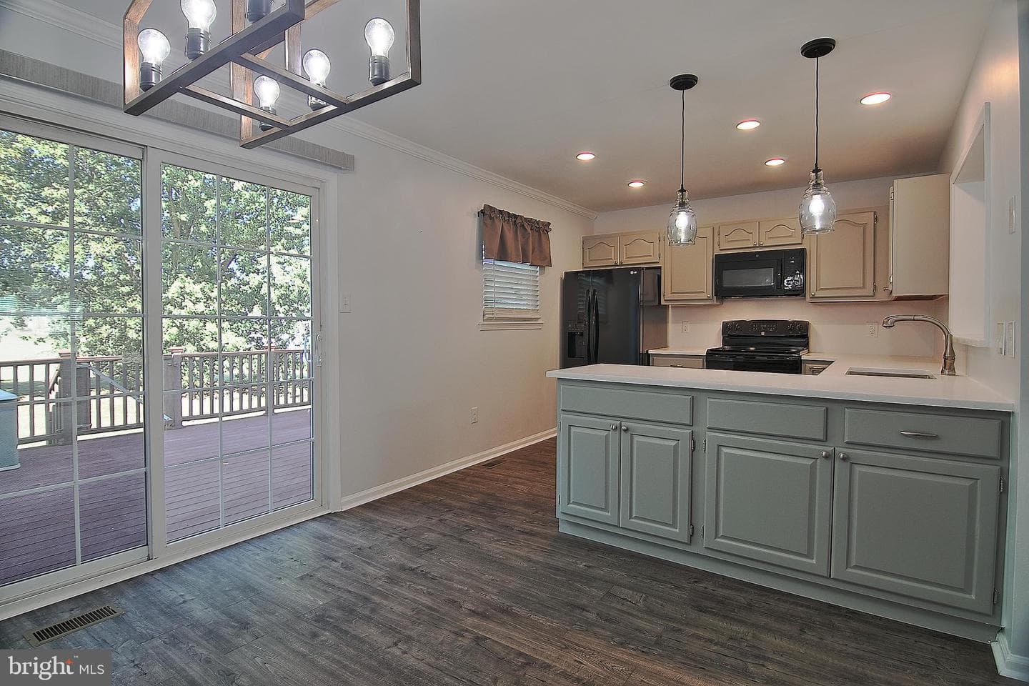 29 Stafford Square photo 8