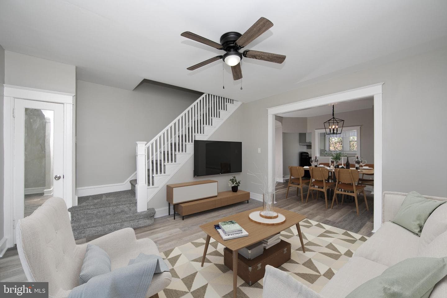 1513 Powell Street photo 4