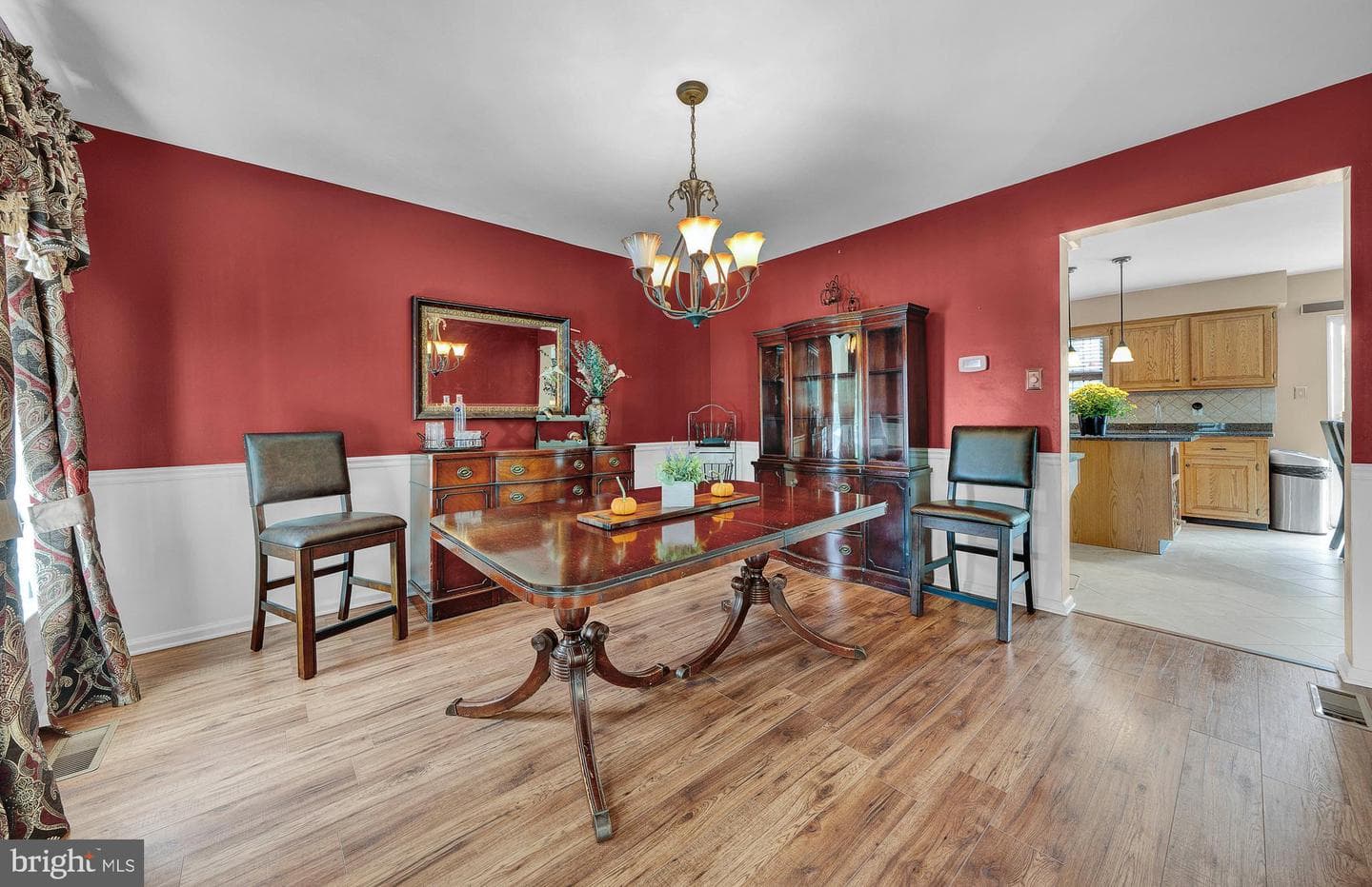 1005 Dorchester Lane photo 10