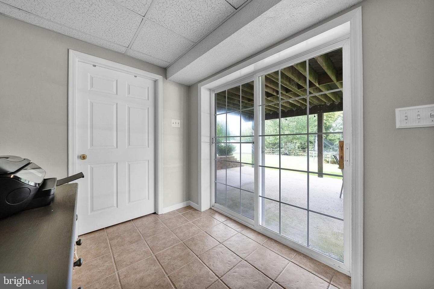 1005 Dorchester Lane photo 26