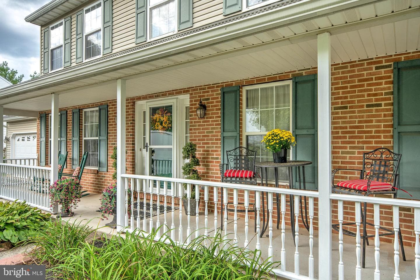 1005 Dorchester Lane photo 3