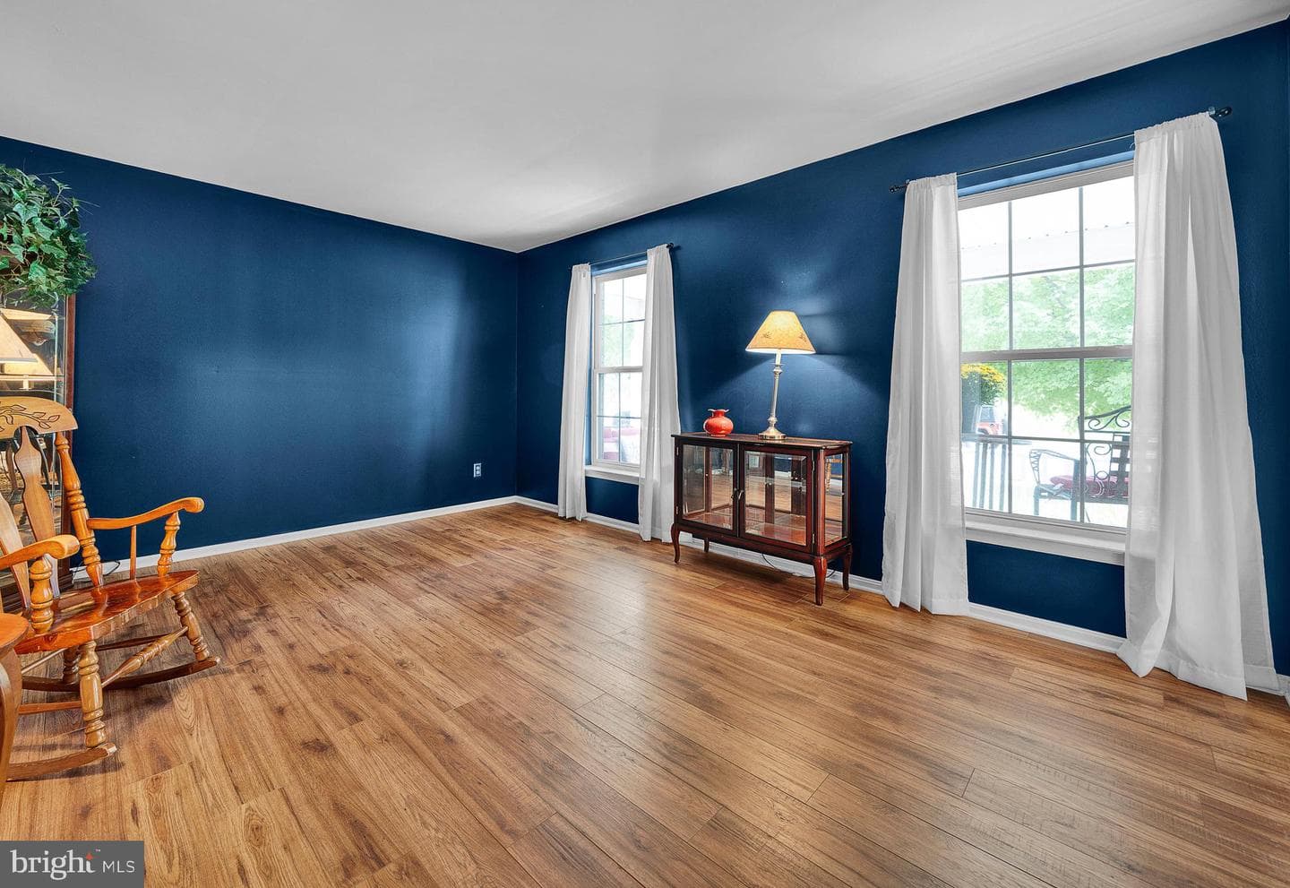 1005 Dorchester Lane photo 9