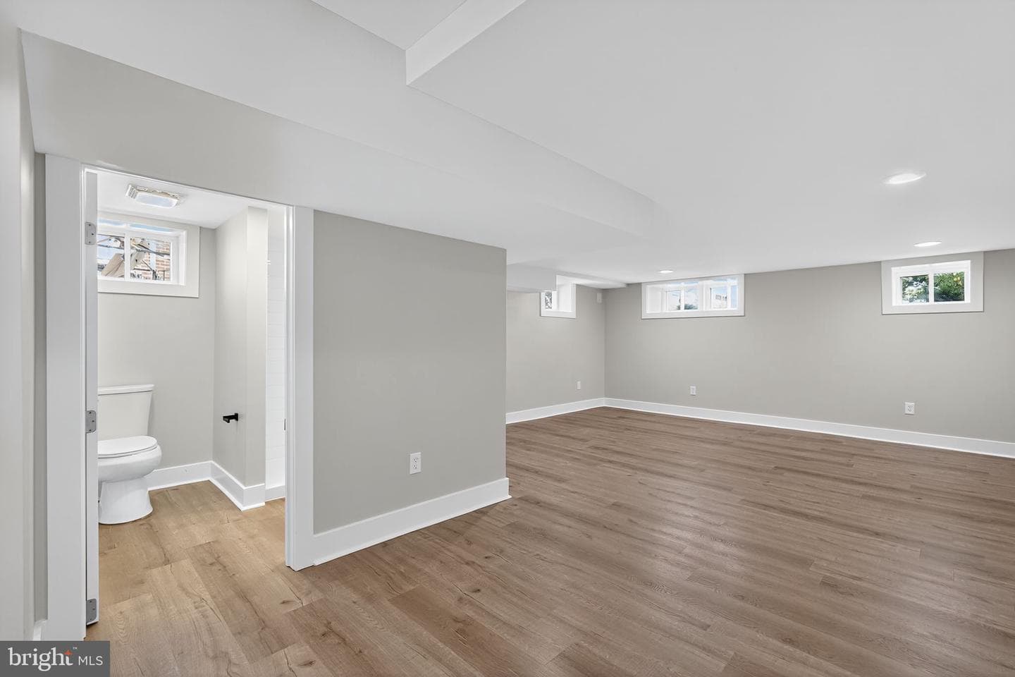 604 Calamia Drive photo 21