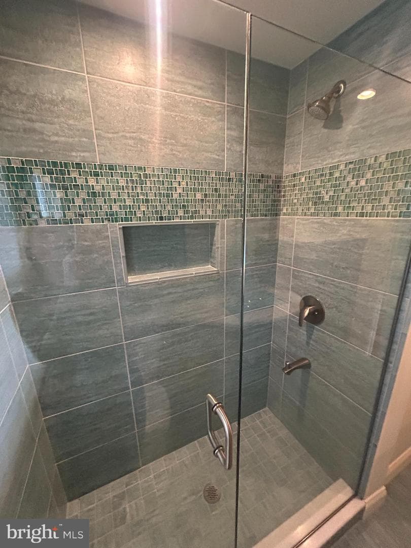 1140 Green Tree Lane photo 42