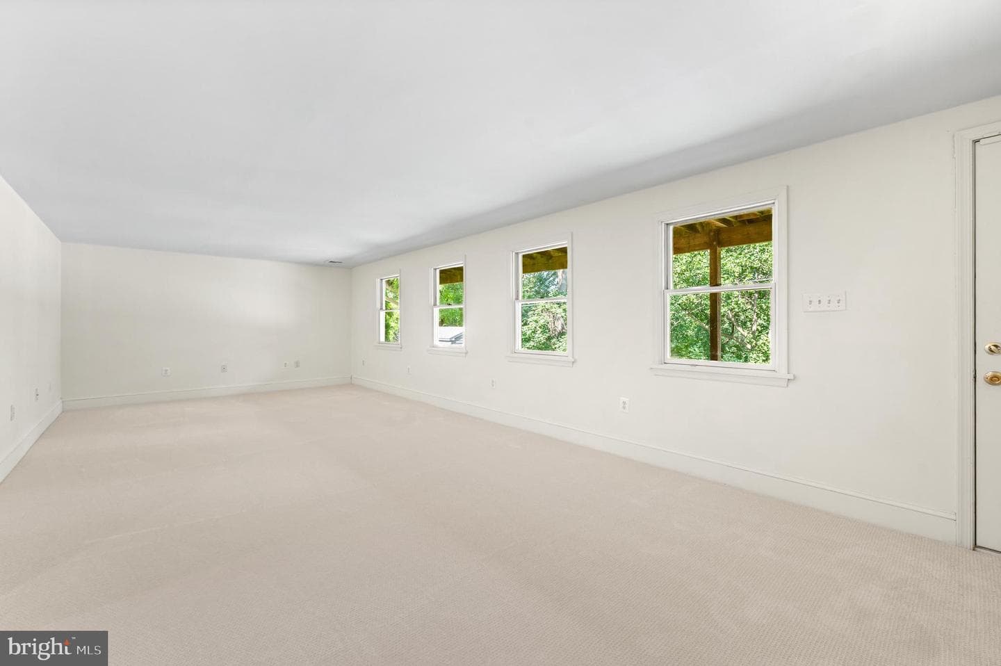 1140 Green Tree Lane photo 46